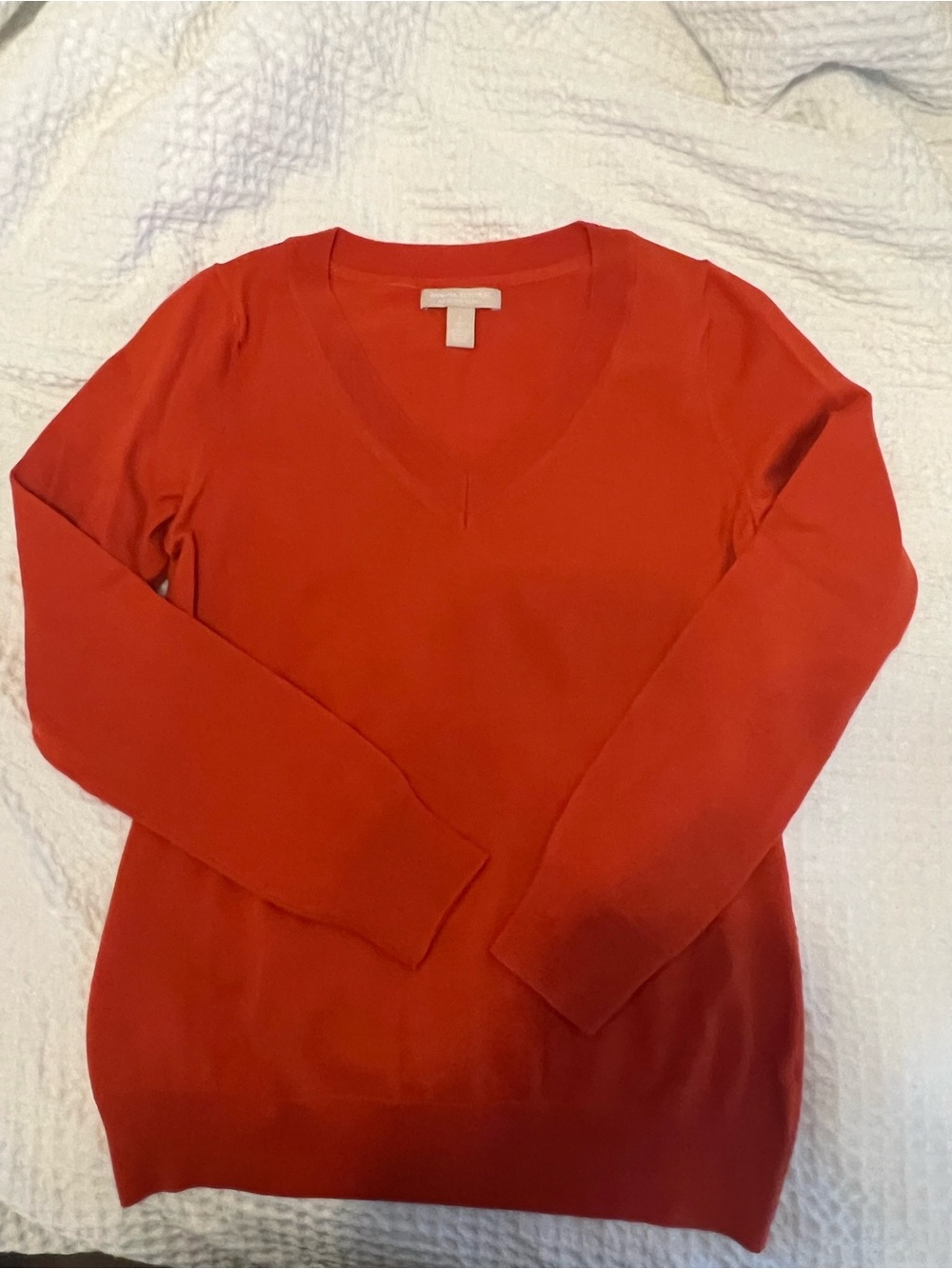 Banana Republic Women's V-Neck Sweater in Bright Red